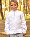 White boys’ Ukrainian-style embroidered shirt with transformable sleeves