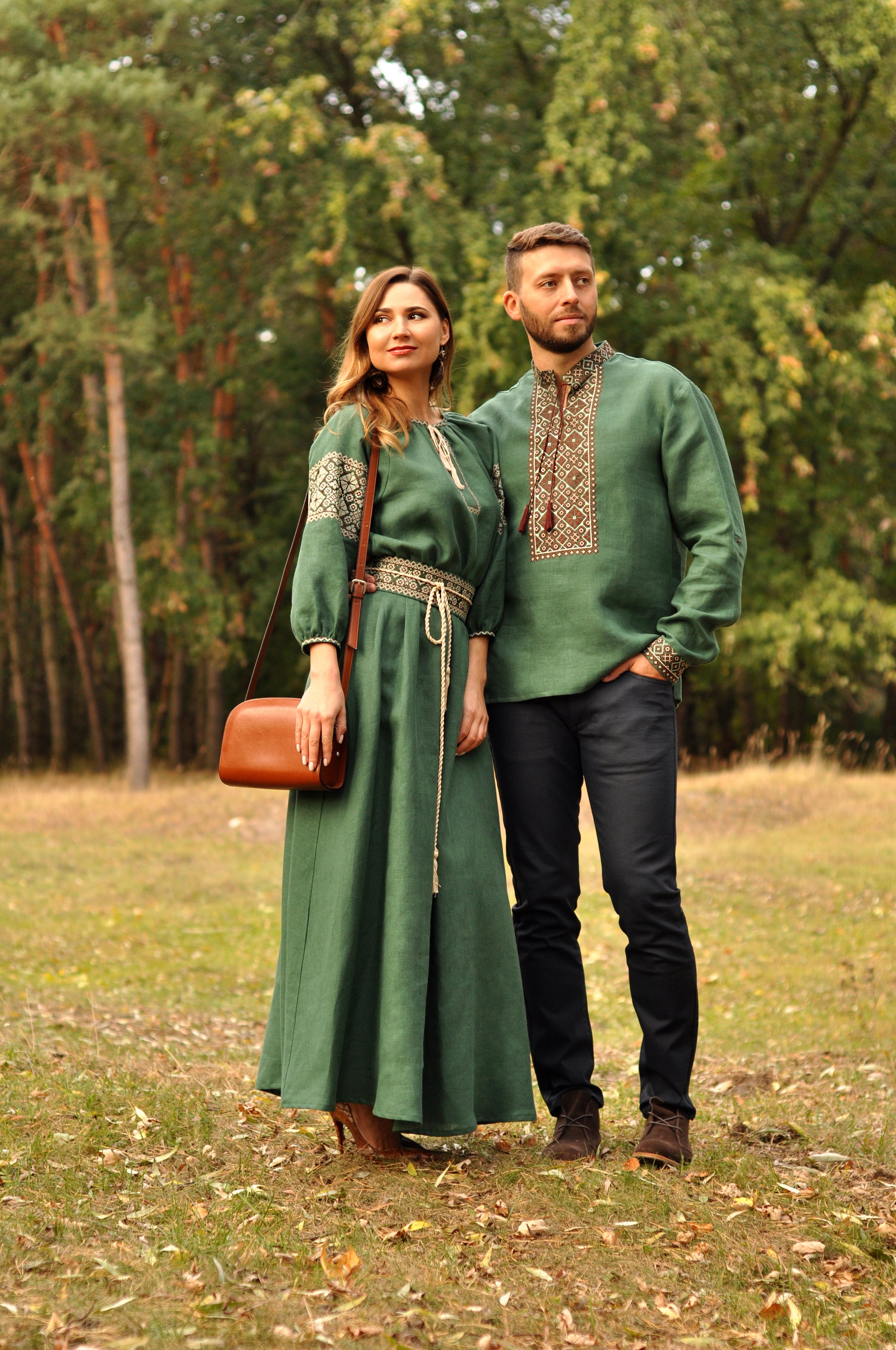 Forest-green embroidered outfit for couples with geometric ornament