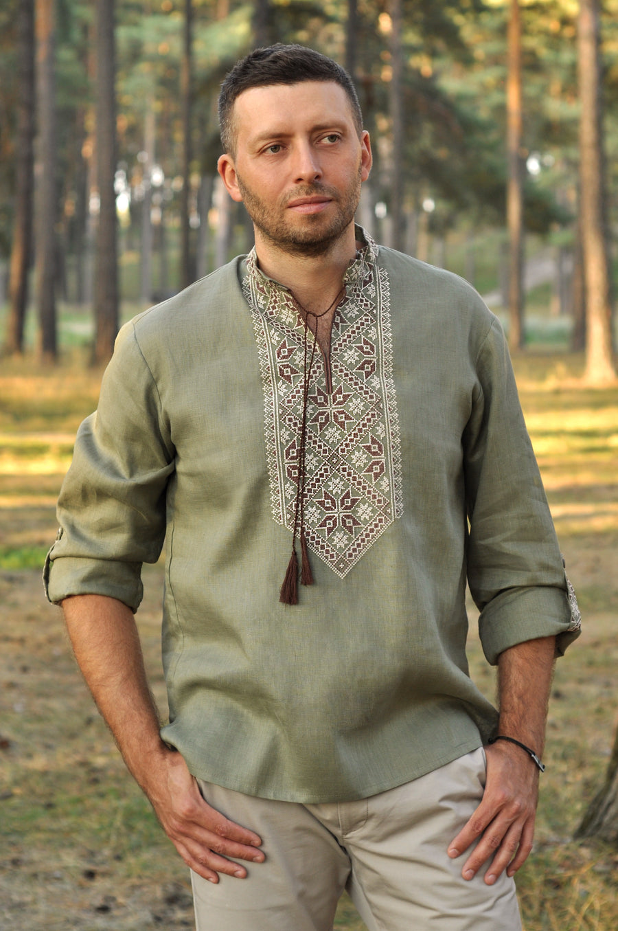 Men's military-style embroidered shirt
