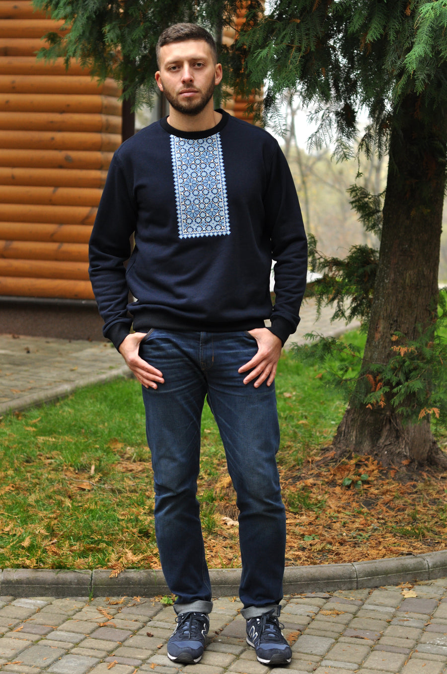 Men's Sweatshirt in Natural Knitted Fabric with Embroidery – Stylish and Comfortable