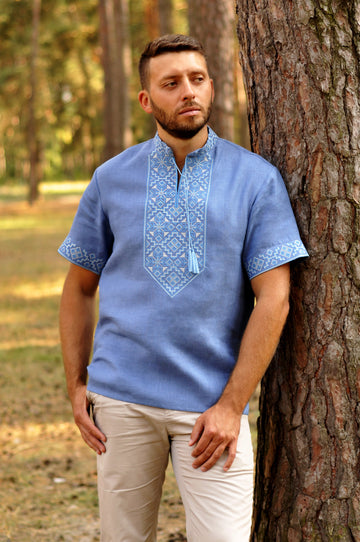 Embroidered short sleeve linen blue shirt