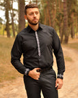 Black men's slim fit shirt with laconic embroidery